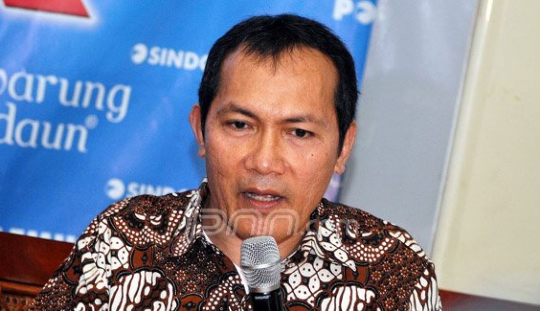 Pimpinan Komisi Pemeberantasan Korupsi (KPK) Saut Situmorang saat menjadi pembicara pada diskusi bertema KPK Jilid IV di Jakarta, Sabtu (19/12). Foto: Ricardo/JPNN.com - JPNN.com