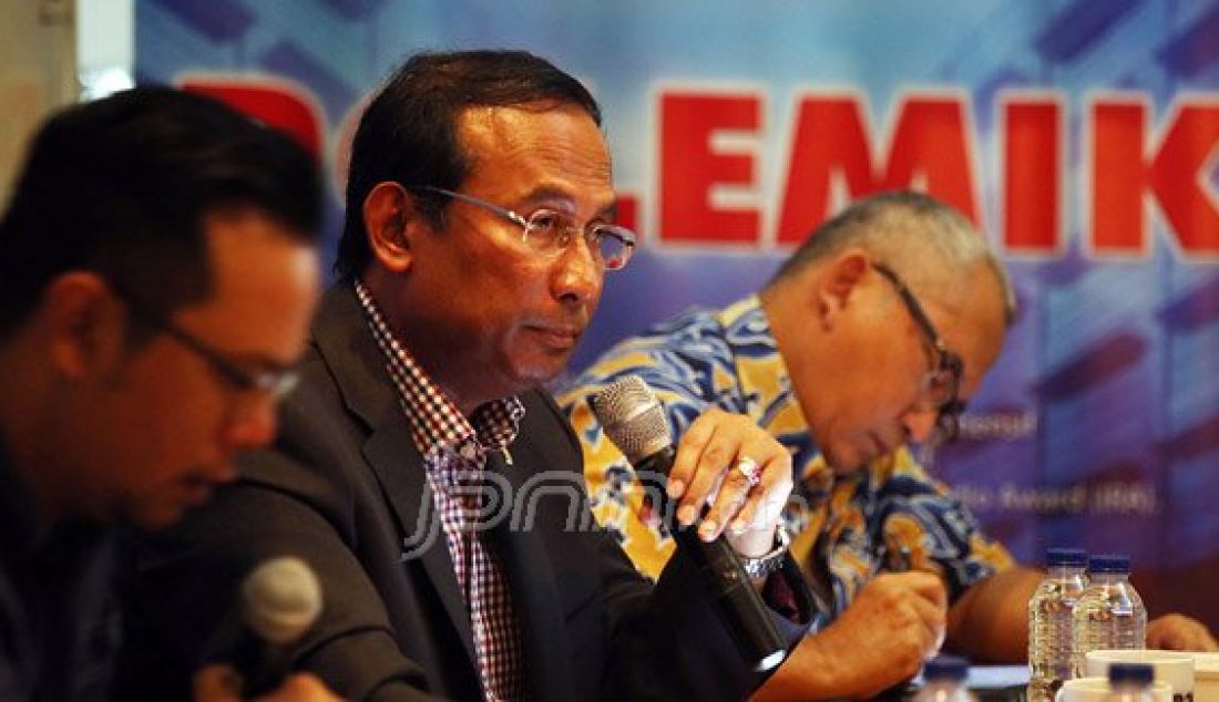 Wakil Ketua Komisi VII DPR Satya W Yudha menjadi Pembicara pada diskusi bertema Gaduh Blok Marsela di Jakarta, Sabtu (2/1). Foto: Ricardo/JPNN.com - JPNN.com