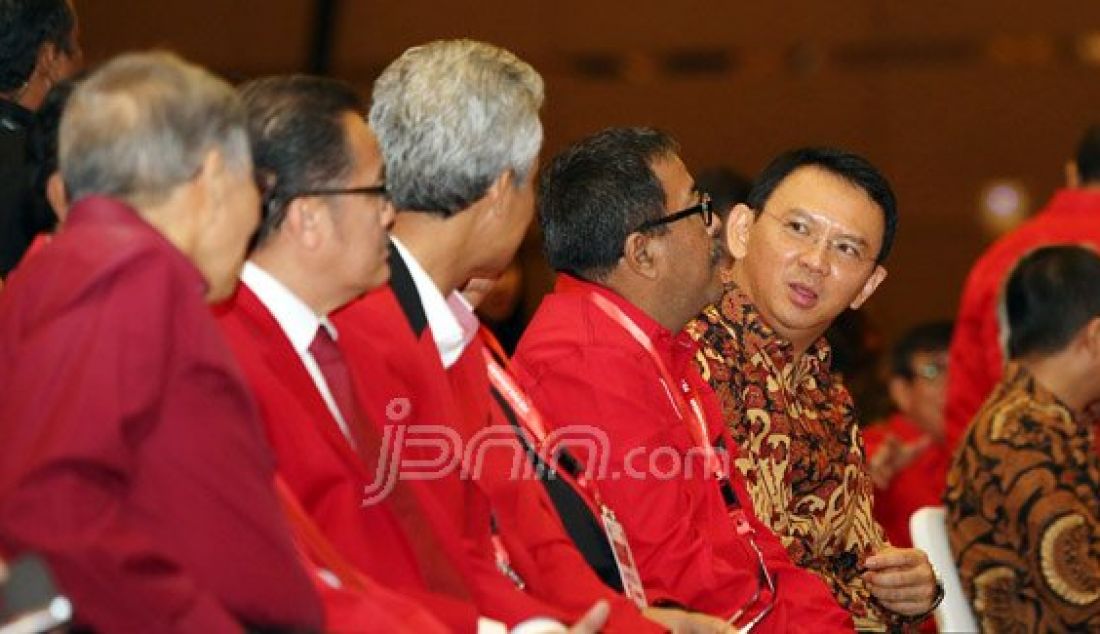 Gubernur DKI Basuki Tjahaja Purnama (Ahok) saat menghadiri Rapat Kerja Nasional I PDIP di Jakarta, Minggu (10/1). Foto: Ricardo/JPNN.com - JPNN.com