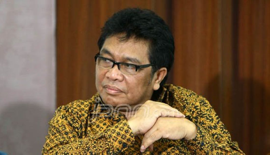 Ketua Dewan Pimpinan Daerah Sulawesi Tenggara Ridwan Bae pada diskusi legislasi menjelang Munaslub Partai Golkar, Jakarta, Kamis (25/2). Foto: Hendra/Jawa Pos/JPNN.com - JPNN.com