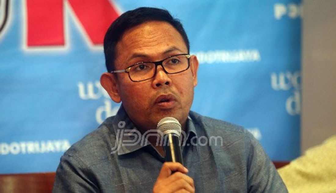 Anggota Komisi IV DPR Andi Akmal Pasluddin menjadi pembicara pada diskusi Pro Kontra RUU Tembakau, Jakarta, Sabtu (28/5). Foto : Ricardo/JPNN.com - JPNN.com
