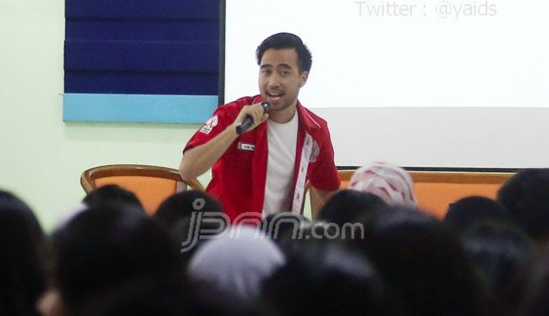 Penyanyi muda Vidi Aldiano menghadiri Seminar dan Kegiatan Hari Aids Sedunia 2016 'Masih Jaman Sex Bebas?,' di SMU N 70 Jakarta, Kamis (4/8). Foto: Ricardo/JPNN.com - JPNN.com