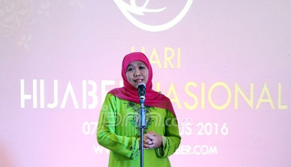 Menteri Sosial Khofifah Indar Parawansa menghadiri Hari Hijaber Indonesia di Mesjid Sunda Kelapa, Jakarta, Minggu (7/8). Menteri Sosial Khofifah Indar Parawansa merupakan tokoh inspirasi muslimah Indonesia. Foto : Ricardo/JPNN.com - JPNN.com