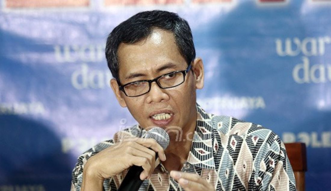 Ketua Badan Pemenangan Pemilu dan Pilkada PKS DKI Jakarta Agung Setiarso menjadi pembicara pada diskusi bertema Tensi Tinggi Pilkada DKI, Jakarta, Sabtu (13/8). Foto: Ricardo/JPNN.com - JPNN.com