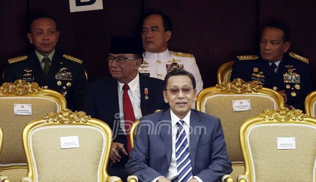 Wakil Presiden ke-11 Boediono menghadiri rapat Paripurna I, Senayan, Jakarta, Selasa (16/8). Sidang tersebut beragendakan penyampaian pidato kenegaraan Presiden Joko Widodo. Foto: Ricardo/JPNN.com - JPNN.com