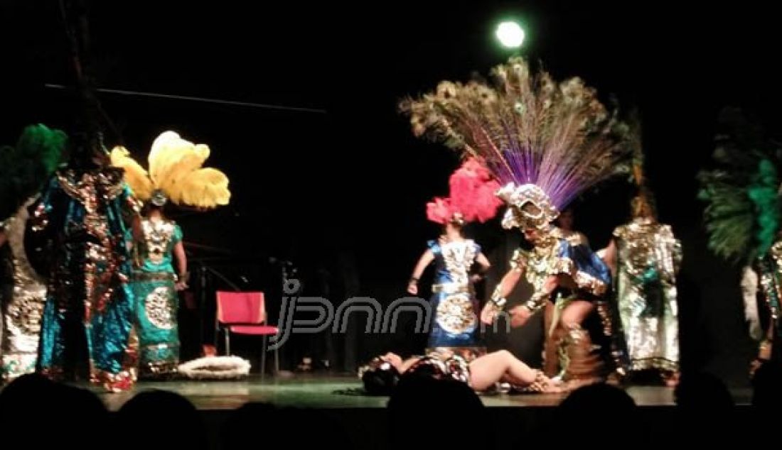 Beragam kebudayaan tradisional Meksiko ditunjukkan kelompok Folkloric Ballet yang dihadirkan Kedutaan Besar Meksiko di Indonesia. Foto: Natalia/JPNN.com - JPNN.com