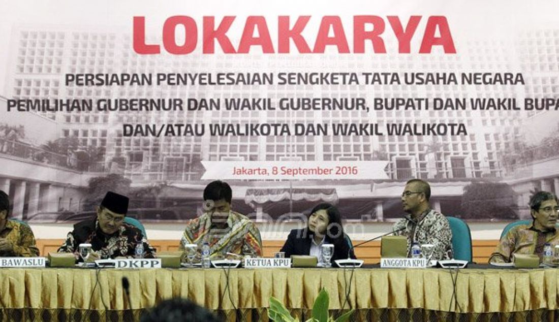 KPU menggelar lokakarya persiapan penyelesaian Sengketa Tata Usaha Negara (TUN) Pemilihan Gubernur dan Wakil Gubernur, Bupati dan Wakil Bupati, Walikota dan Wakil Walikota di Gedung KPU RI Jakarta, Kamis (8/9). Foto: Ricardo/JPNN.com - JPNN.com