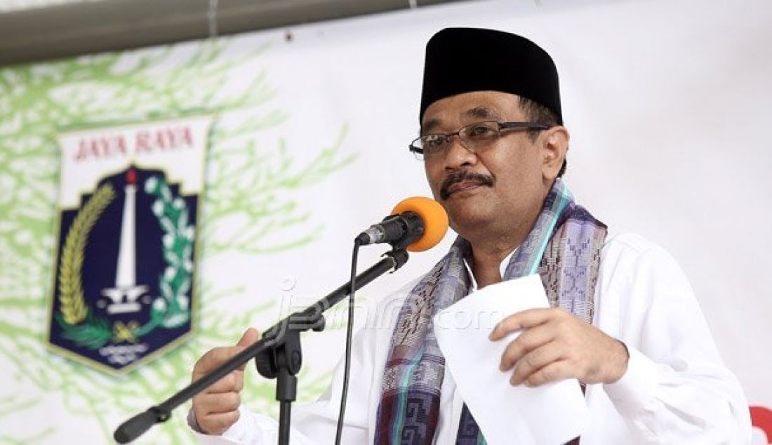 Wakil Gubernur DKI Jakarta Djarot Saiful Hidayat saat peresmian Ruang Publik Terpadu Ramah Anak (RPTRA) Pinang Pola, Jakarta, Kamis (13/10). Djarot mengapresiasi desain RPTRA Pinang Pola sebab aktifitas warga untuk berinteraksi sosial terpenuhi. Foto: Ricardo/JPNN.com - JPNN.com