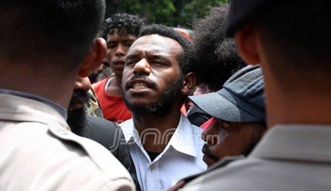 Aliansi Mahasiswa Papua Tuntut Pemerintah Gelar Referendum - JPNN.com