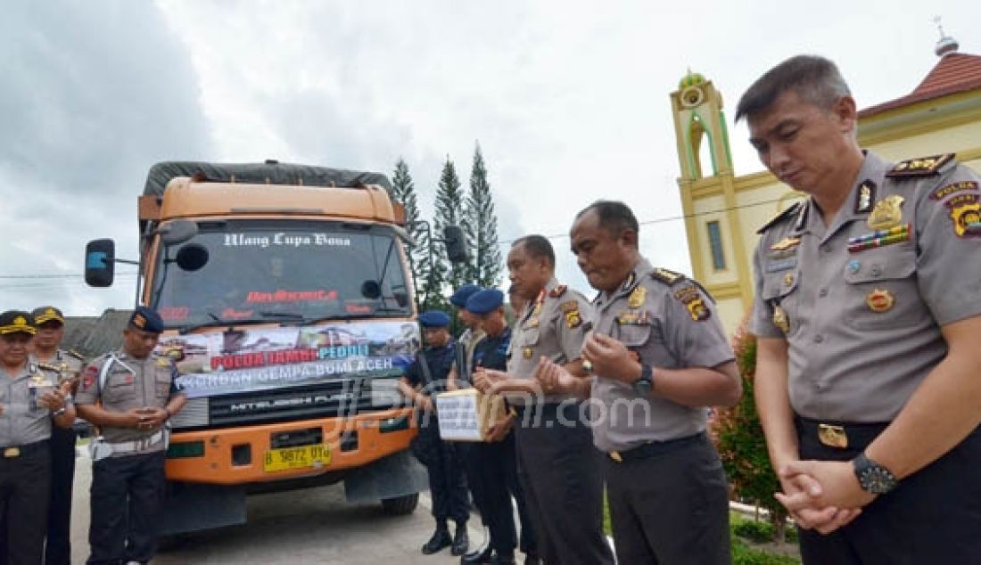 Polda Jambi Kirimkan Bantuan Untuk Korban Gempa Aceh - JPNN.com