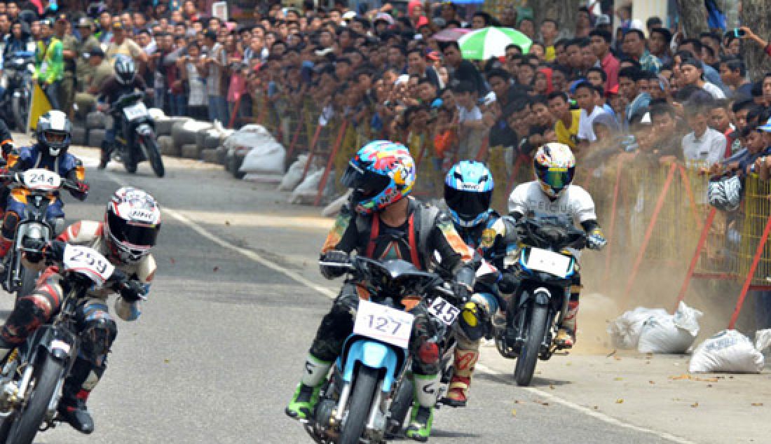 Balap Motor Prix Regional I Sumatera putaran III Jambi 2017 akan digelar di sirkuit non permanen tugu jam, Kota Baru, Jambi. Kejuaraan Nasional Piala Wali Kota Jambi itu akan digelar 6-7 mei mendatang. - JPNN.com