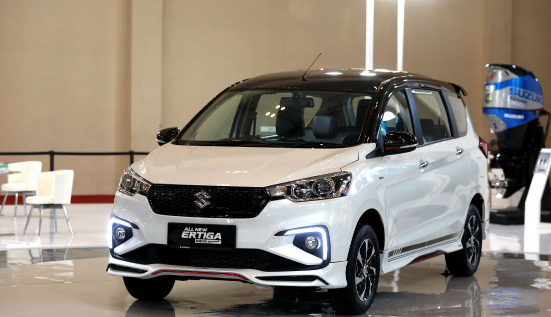 Mobil terbaru Suzuki Ertiga Sporty dipamerkan di acara otomotif Gaikindo Indonesia International Auto Show (GIIAS) 2021 di ICE, BSD City, Kabupaten Tangerang, Kamis (11/11). - JPNN.com