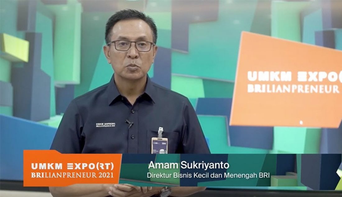 Penutupan UMKM EXPO(RT) BRILIANPRENEUR 2021 berlangsung sangat keren. Acara yang digagas PT Bank Rakyat Indonesia (BRI) itu menampilkan hiburan, seperti penampilan Tulus. - JPNN.com