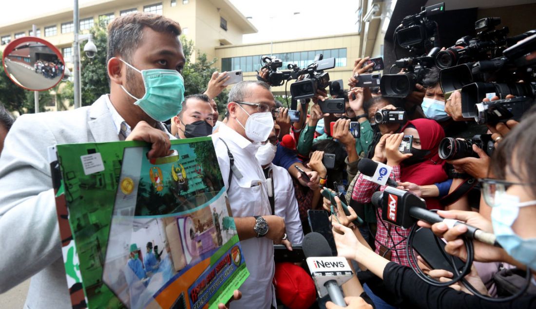 Ferdinand Hutahaean saat mendatangi Gedung Bareskrim Polri, Jakarta, Senin (10/1). Ferdinand diperiksa sebagai saksi kasus ujaran kebencian mengandung unsur suku, agama, ras, dan antargolongan (SARA). - JPNN.com