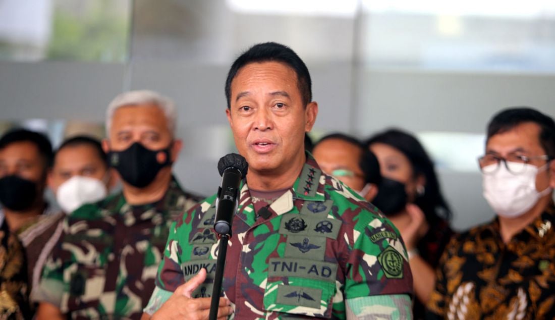 Panglima TNI Jenderal Andika Perkasa di kantor Kejagung, Jakarta, Jumat (14/1). - JPNN.com