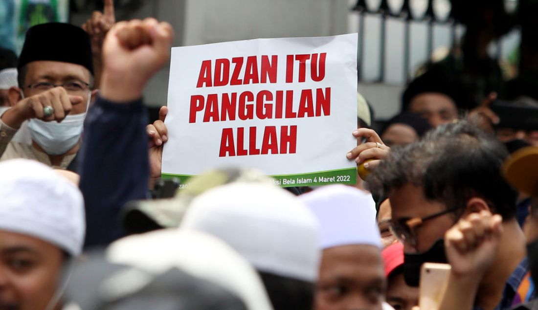 Massa Aksi Bela Islam di depan kantor Kementerian Agama, Jakarta, Jumat (4/3). - JPNN.com