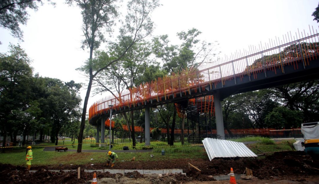 Pemerintah Provinsi DKI Jakarta merevitalisasi taman di kawasan Tebet Jakarta Selatan. Taman ini nantinya diberi nama Tebet Eco Park. - JPNN.com