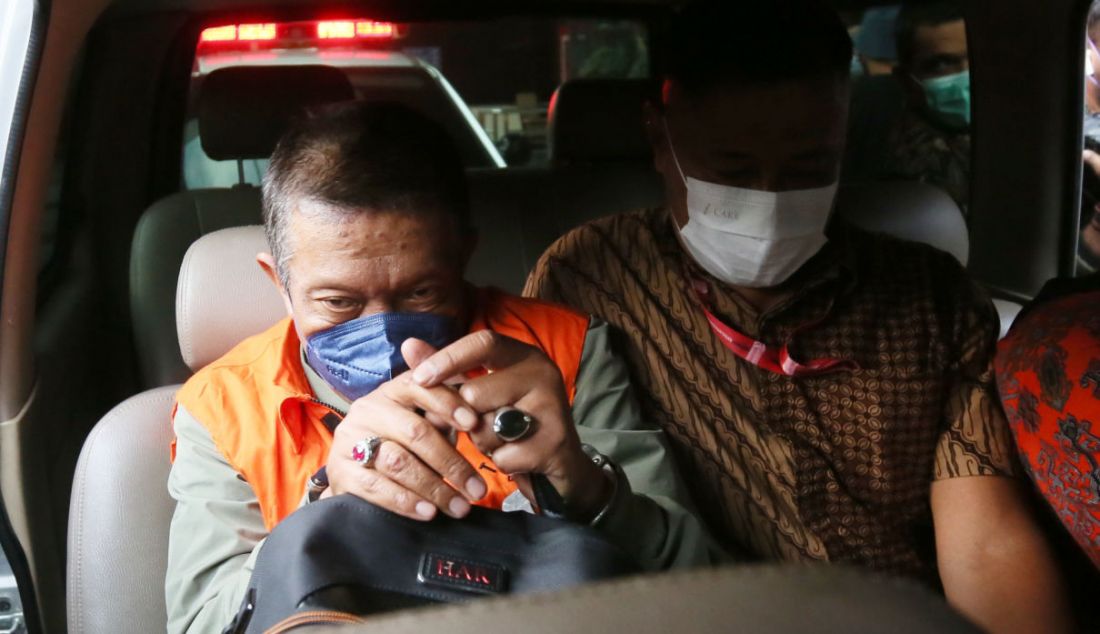 Mantan Wali Kota Yogyakarta Haryadi Suyuti seusai menjalani pemeriksaan di Gedung KPK, Jakarta, Jumat (3/6). - JPNN.com