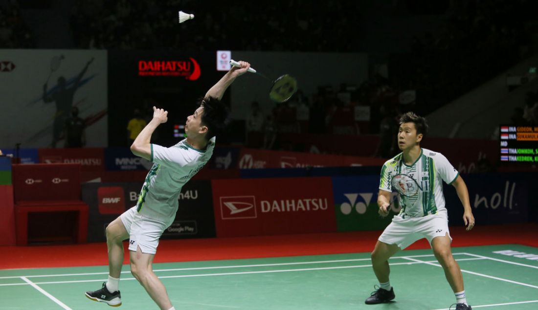 Marcus Fernaldi Gideon (belakang) dan Kevin Sanjaya Sukamuljo. - JPNN.com