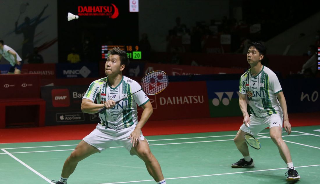 Ganda putra Indonesia Marcus Fernaldi Gideon (depan) dan Kevin Sanjaya Sukamuljo. - JPNN.com