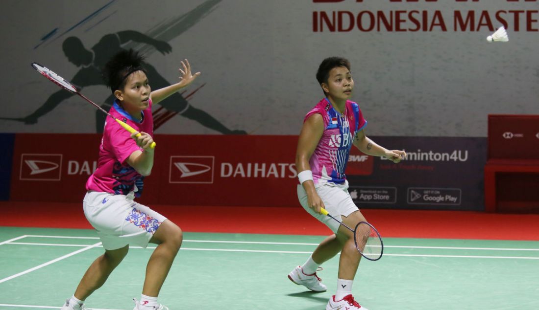 Ganda putri Indonesia Apriyani Rahayu (kanan) dan Siti Fadia Silva Ramadhanti. - JPNN.com