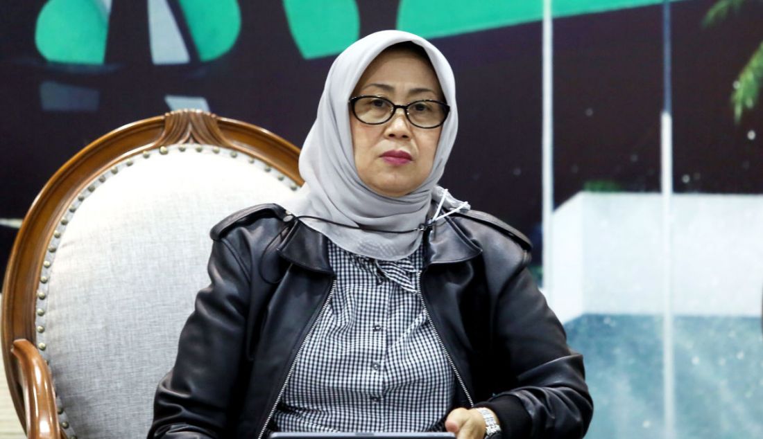 Ketua Komisi Pendataan, Kajian dan Ratifikasi Pers Dewan Pers Ninik Rahayu menjadi pembicara diskusi Forum Legislasi dengan tema RUU KUHP dan Ancaman Kebebasan Pers di Gedung DPR, Jakarta, Selasa (19/7). - JPNN.com