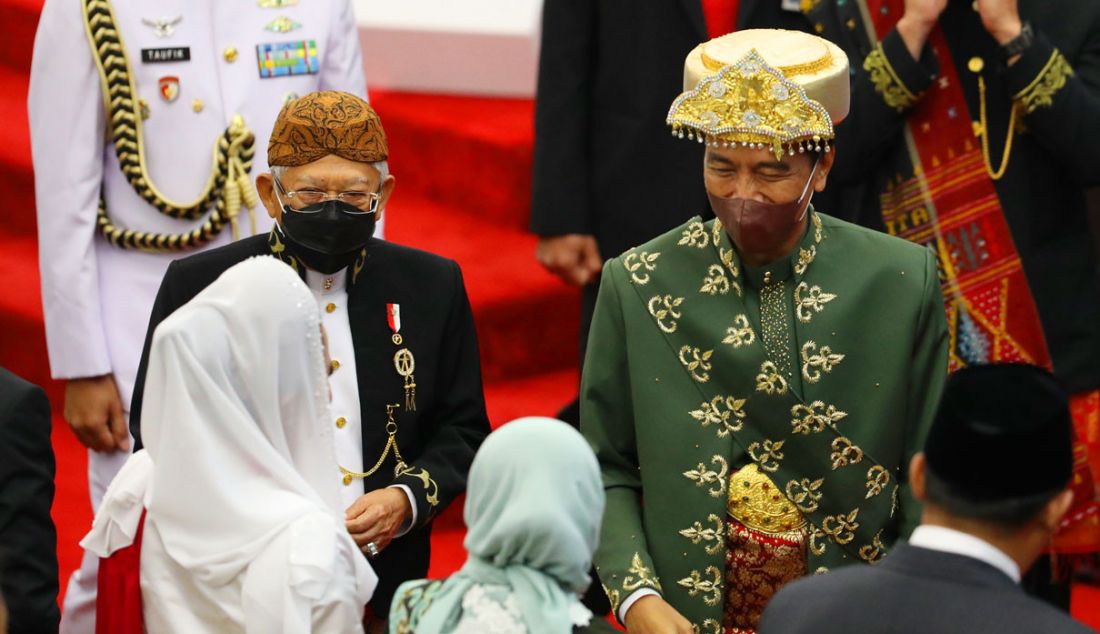 Presiden Joko Widodo bersama Wakil Presiden Maruf Amin di Gedung Nusantara, Kompleks Parlemen, Senayan, Jakarta, Selasa (16/8). - JPNN.com