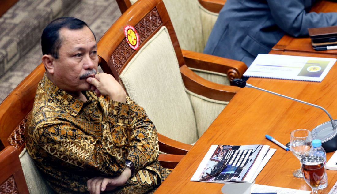 Ketua Komnas HAM Ahmad Taufan Damanik saat rapat dengar pendapat dengan Kompolnas, Komnas HAM dan LPSK dengan Komisi III DPR, Jakarta, Senin (22/8). - JPNN.com