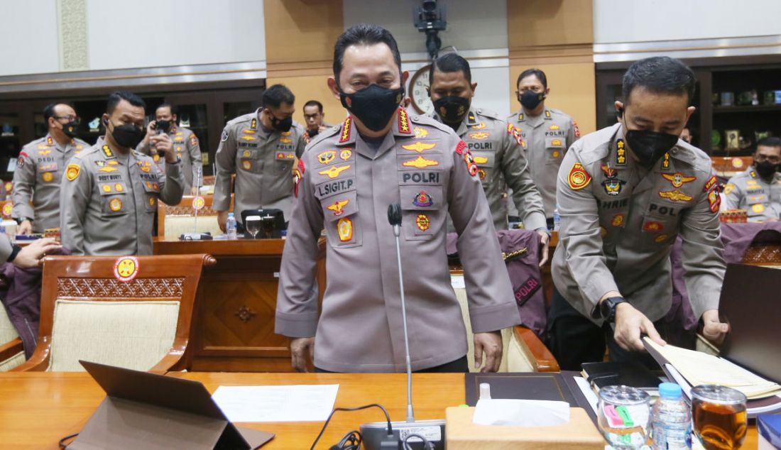 Kapolri Jenderal Listyo Sigit Prabowo rapat kerja antara Komisi III DPR dengan Kapolri terkait kasus Irjen Ferdy Sambo, Jakarta, Rabu (24/8). - JPNN.com