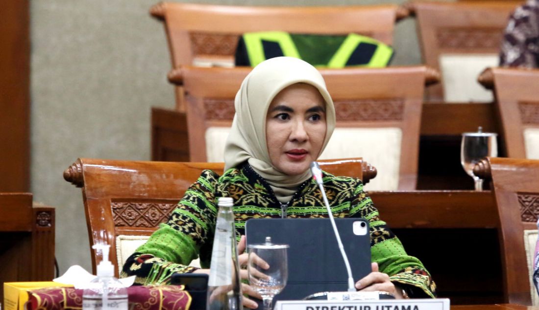 Direktur Utama Pertamina Nicke Widyawati rapat dengar pendapat (RDP) dengan Komisi VI DPR, Jakarta, Kamis (8/9). - JPNN.com