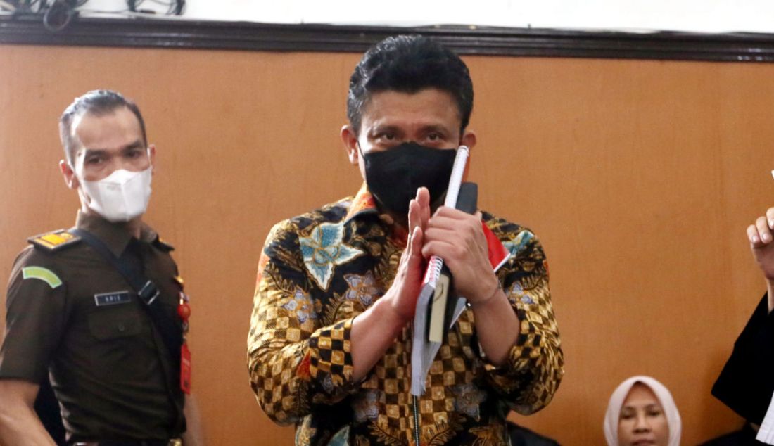 Terdakwa kasus pembunuhan berencana terhadap Brigadir Nofriansyah Yosua Hutabarat atau Brigadir J, Ferdy Sambo menjalani sidang di Pengadilan Negeri Jakarta Selatan, Jakarta, Senin (17/10). - JPNN.com