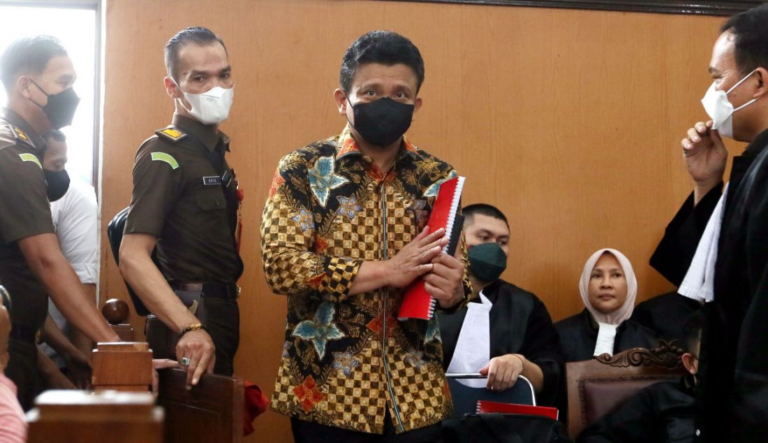 Terdakwa kasus pembunuhan berencana terhadap Brigadir Nofriansyah Yosua Hutabarat atau Brigadir J, Ferdy Sambo menjalani sidang di Pengadilan Negeri Jakarta Selatan, Jakarta, Senin (17/10). - JPNN.com