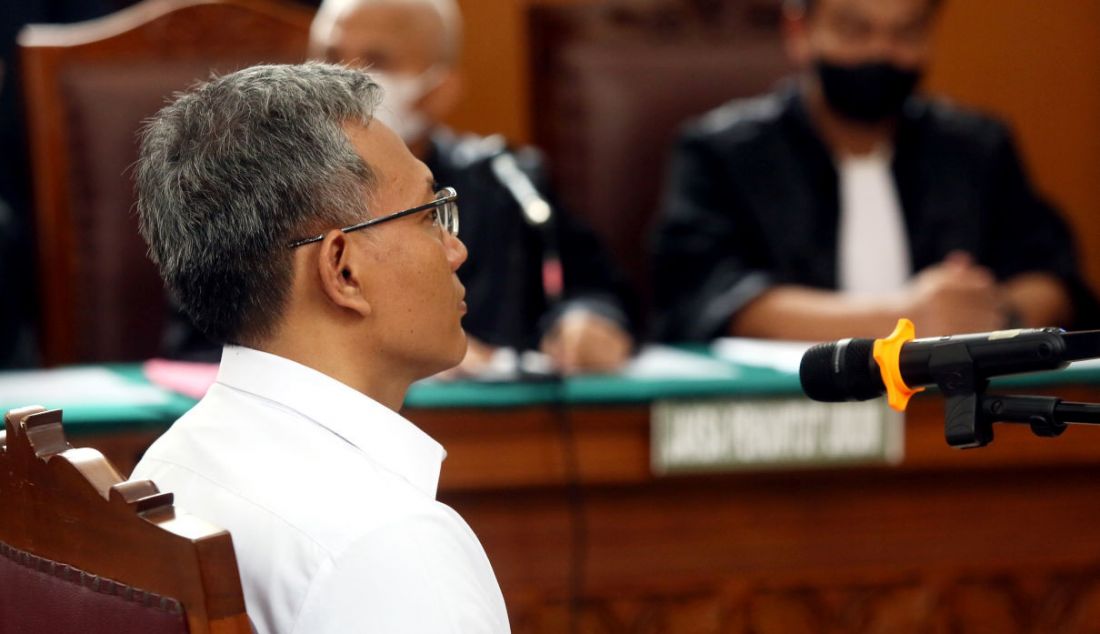 Terdakwa kasus perintangan penyidikan atau obstruction of justice Agus Nurpatria menjalani sidang dakwaan di Pengadilan Negeri Jakarta Selatan, Rabu (19/10). - JPNN.com