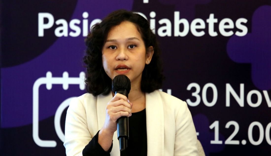 Public Affairs & Market Accsess Head Naomi Juliandary dalam talk show Hari Diabetes Sedunia 2022 di Jakarta, Rabu (30/11). - JPNN.com