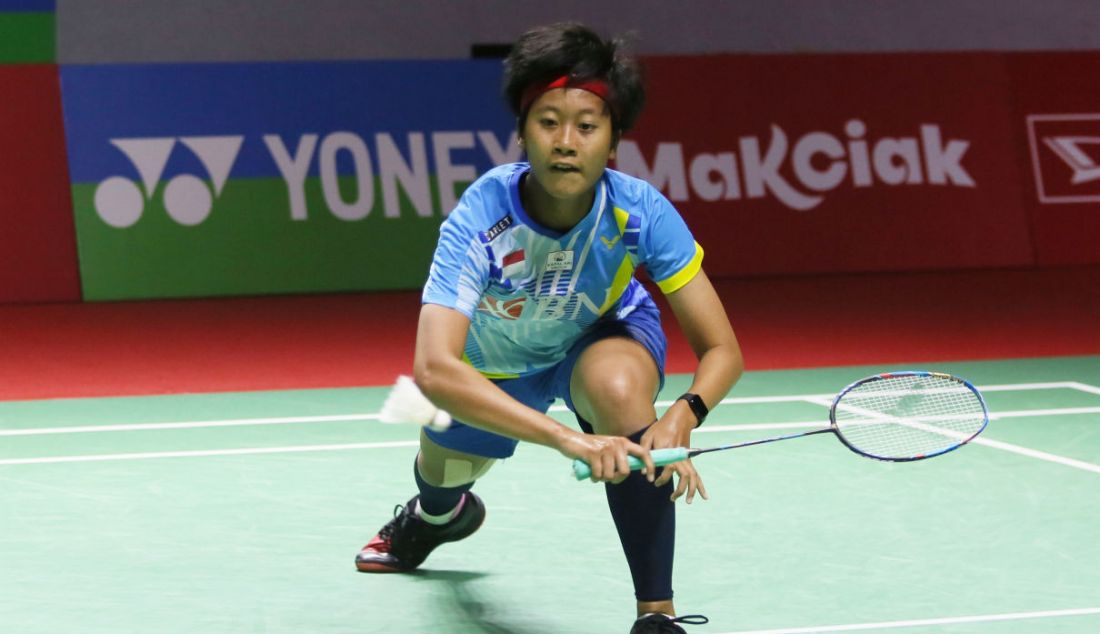 Tunggal putri Indonesia Putri Kusuma Wardani saat bertanding melawan pemain Korea An Se Young di 16 Besar Daihatsu Indonesia Masters 2023, di Istora Gelora Bung Karno, Jakarta, Kamis (26/1). Putri KW kalah 21-18, 7-21 dan 10-21. - JPNN.com