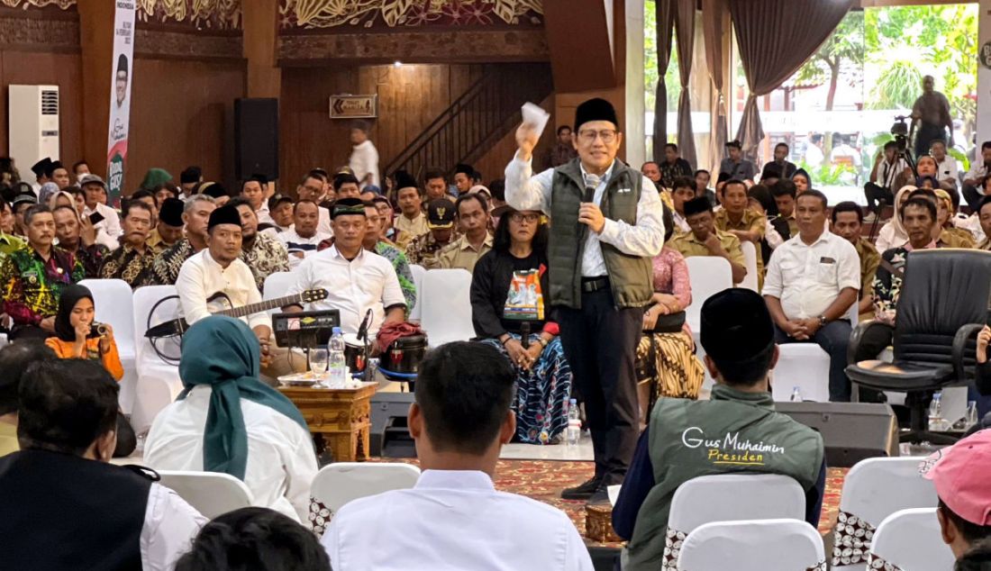 Ketua Umum PKB Abdul Muhaimin Iskandar (Gus Muhaimin) saat melakukan audiensi dengan para kades dalam forum bertajuk Mandat Desa untuk Indonesia 