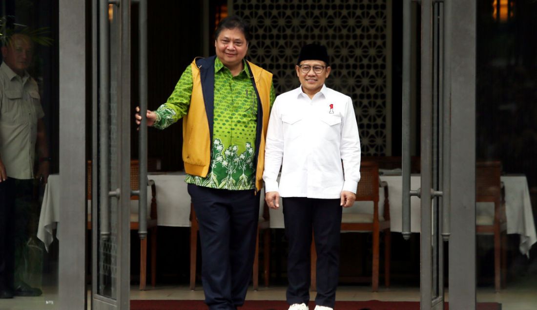 Ketua Umum PKB Muhaimin Iskandar dan Ketua Umum Golkar Airlangga Hartarto saat melakukan pertemuan di Senayan, Jakarta, Rabu (3/5). - JPNN.com