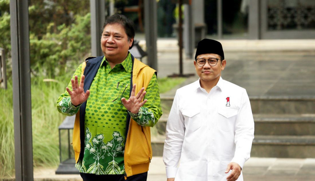 Ketua Umum PKB Muhaimin Iskandar dan Ketua Umum Golkar Airlangga Hartarto saat melakukan pertemuan di Senayan, Jakarta, Rabu (3/5). - JPNN.com