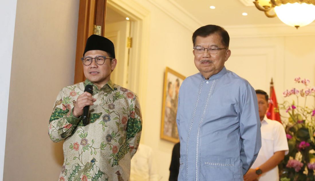 Ketua Umum PKB Muhaimin Iskandar bertemu dengan Wakil Presiden ke-10 dan ke-12 RI Jusuf Kalla di Jakarta, Sabtu (6/5). Muhaimin telah menjadwalkan kunjungan terhadap sejumlah mantan wakil presiden diawali dengan mengunjungi Jusuf Kalla, sebagai bagian dari safari politiknya. - JPNN.com