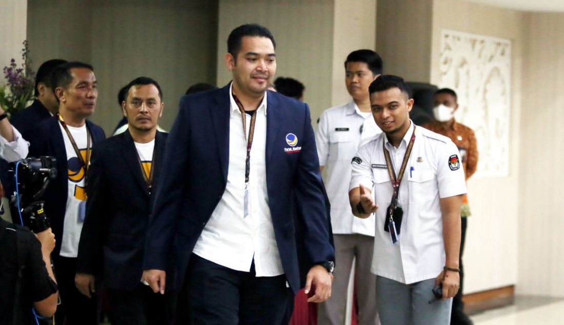 Ketua Bappilu Partai Nasdem Prananda Surya Paloh saat pendaftaran Bakal Calon Anggota Legislatif di Kantor KPU RI, Jakarta, Kamis (11/5). - JPNN.com