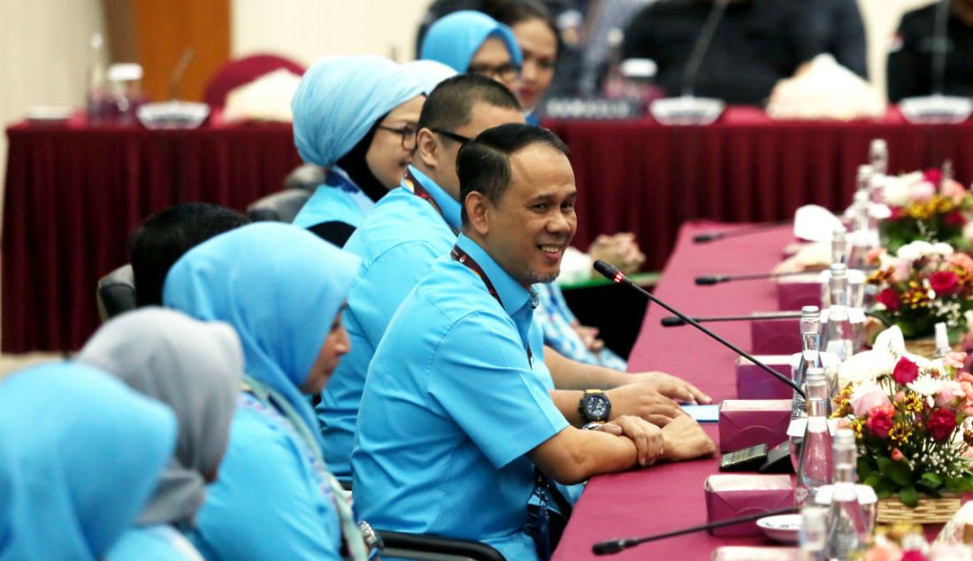Sekjen Partai Gelora Mahfudz Siddiq di kantor KPU RI, Jakarta, Minggu (14/5). - JPNN.com