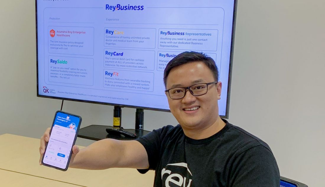 Ceo dan Co-Founder Rey Evan Tanotogono saat peluncuran ReyforBusiness, Jakarta, Rabu (31/5). Rey, insurtech kesehatan yang menghadirkan ReyforBusiness (RFB) pada penghujung tahun 2022 lalu masih terus berkomitmen untuk membantu para pelaku startup dan UMKM menyediakan manfaat kesehatan bagi karyawannya. Hingga saat ini RFB sudah dimanfaatkan oleh lebih dari 3.000 Member dari lebih dari 20 perusahaan. - JPNN.com