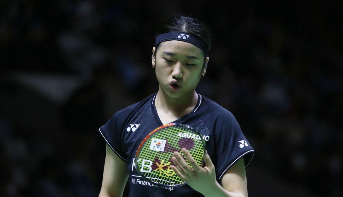 Tunggal putri Korea An Se Young saat melawan pemain India Aakarshi Kashyap pada babak pertama Indonesia Open 2023, di Istora, Jakarta, Rabu (14/6). An Se Young menang 21-10 dan 21-4. - JPNN.com