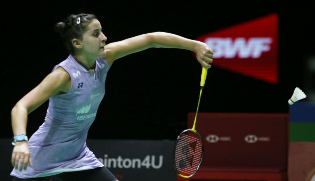 Tunggal putri Spanyol Carolina Marin saat melawan tunggal putri China Chen Yu Fei pada final Indonesia Open 2023 di Istora Senayan, Jakarta, Minggu (18/6). Carolina Marin kalah atas lawannya dengan skor 18-21 dan 19-21. - JPNN.com