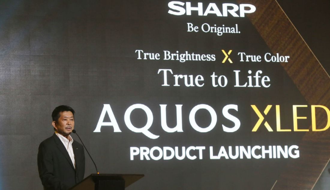 President Director PT Sharp Electronics Indonesia (Sharp) Shinji Teraoka saat peluncuran TV Sharp Aquos XLED di Jakarta, Rabu (5/7). - JPNN.com