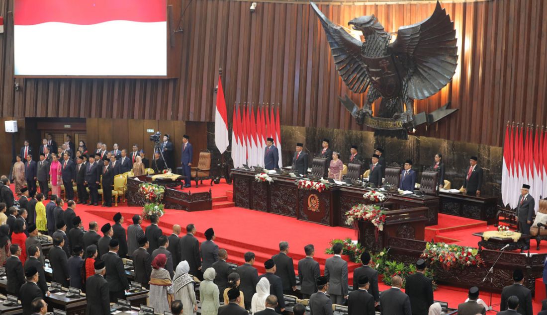 Sejumlah anggota DPR menghadiri rapat Paripurna DPR pembukaan masa persidangan I DPR tahun sidang 2023-2024 di Gedung Nusantara, Kompleks Parlemen, Senayan, Jakarta, Rabu (16/8). - JPNN.com