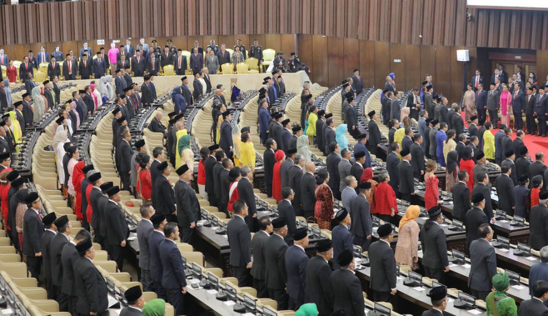 Sejumlah anggota DPR menghadiri rapat Paripurna DPR pembukaan masa persidangan I DPR tahun sidang 2023-2024 di Gedung Nusantara, Kompleks Parlemen, Senayan, Jakarta, Rabu (16/8). - JPNN.com