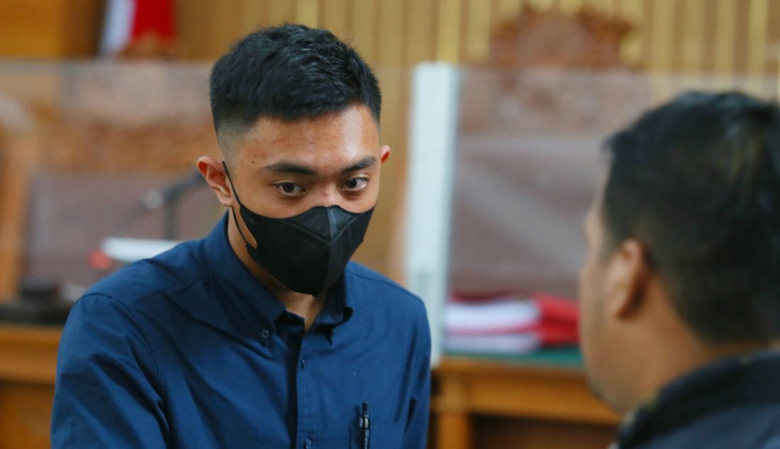 Terdakwa kasus penganiayaan berat berencana terhadap David Ozora, Mario Dandy Satriyo menjalani sidang nota pembelaan (pleidoi) di Pengadilan Negeri Jakarta Selatan, Jakarta, Selasa (22/8). - JPNN.com