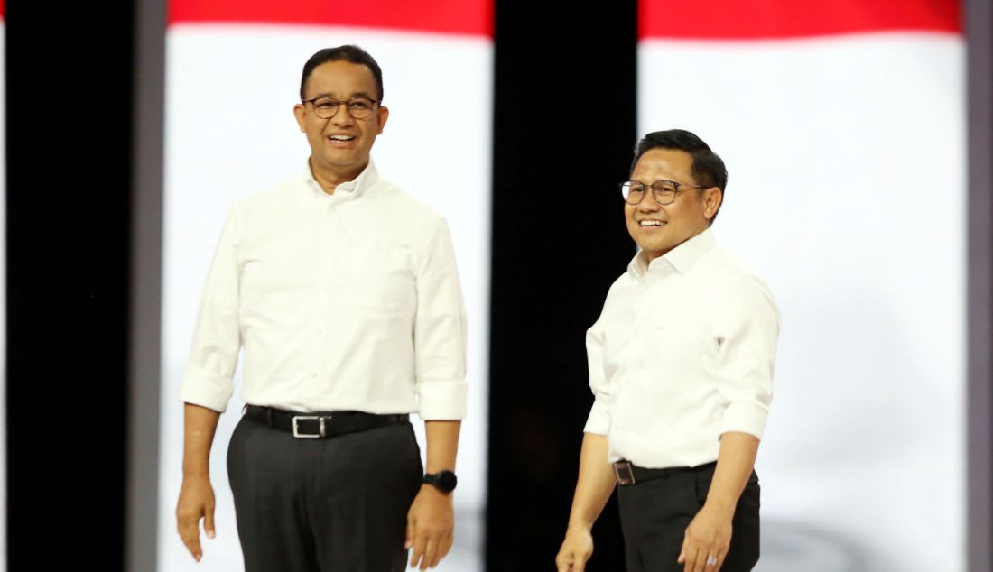 Paslon nomor urut 1 Anies Baswedan dan Muhaimin Iskandar mengikuti Debat Keempat Cawapres Pemilu 2024 di Gedung JCC, Jakarta, Minggu (21/1). - JPNN.com