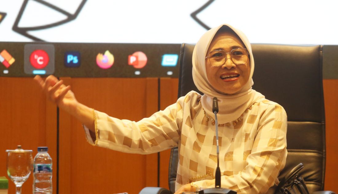 Anggota DPR RI Fraksi Golkar Hetifah Sjaifudian menjadi pembicara diskusi Dialektika Demokrasi Dengan tema Jaga Stabilitas Kemanan Nasional Pasca Pilpres di Gedung DPR, Jakarta, Kamis (7/3). - JPNN.com